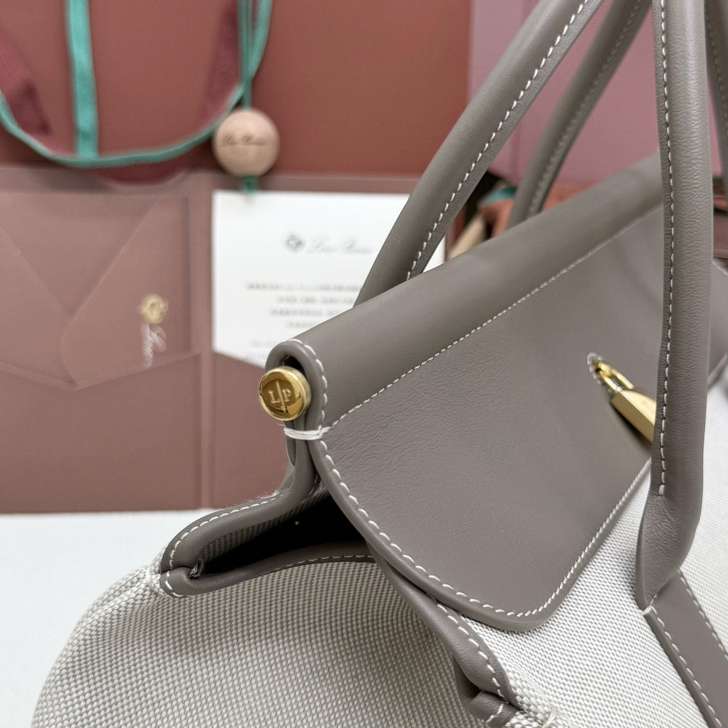 L**o p*ana loom bag l32 grained calfskin 33 x 23 x 18 cm