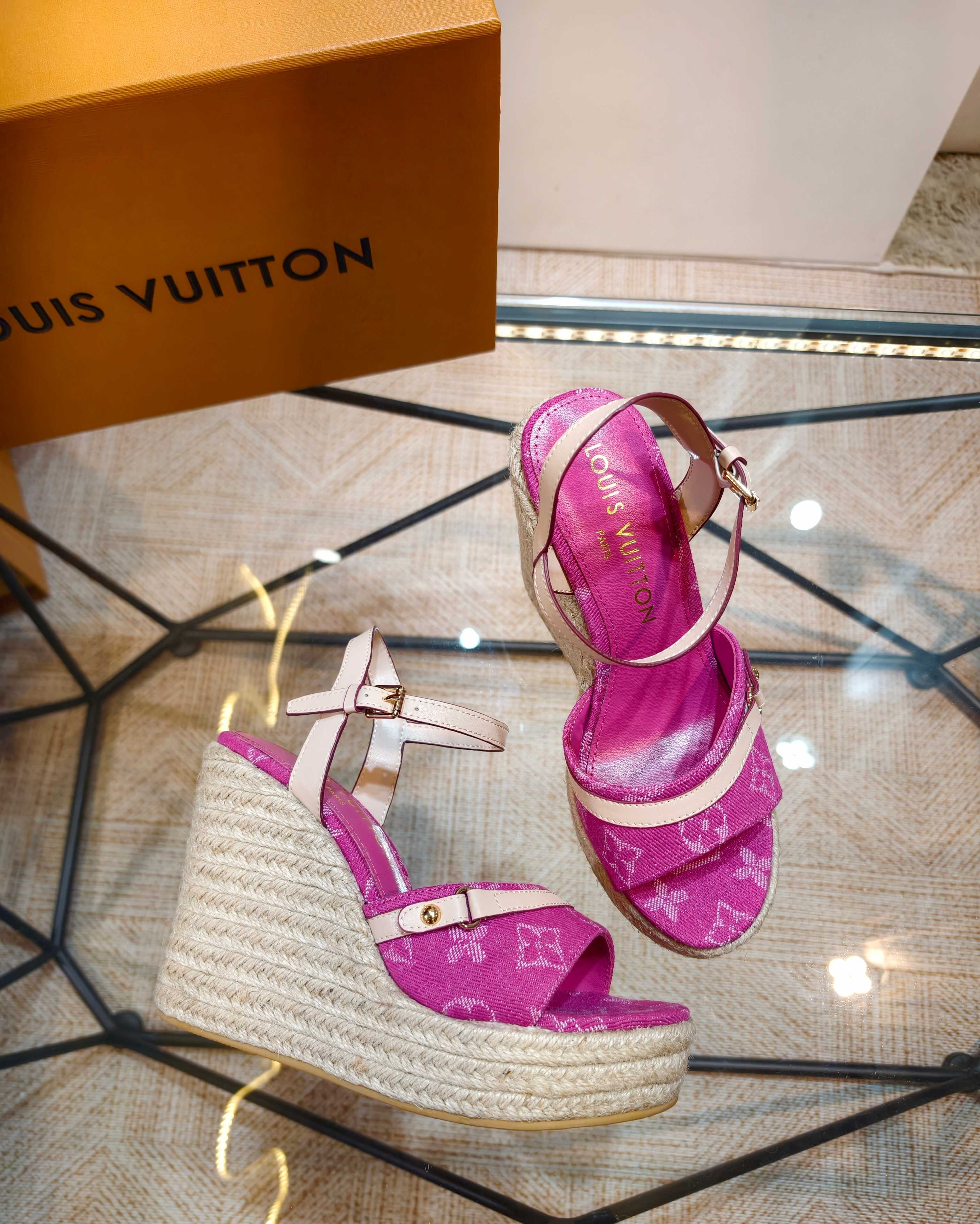UA LV Helios Wedge Sandal