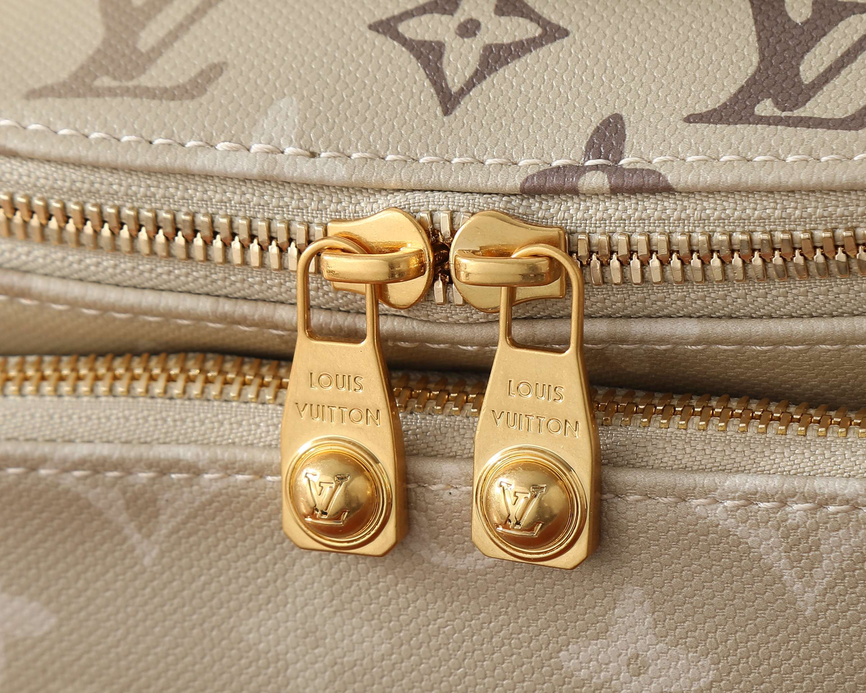 LV RUSH Waist Bag M29274 30x15x8cm