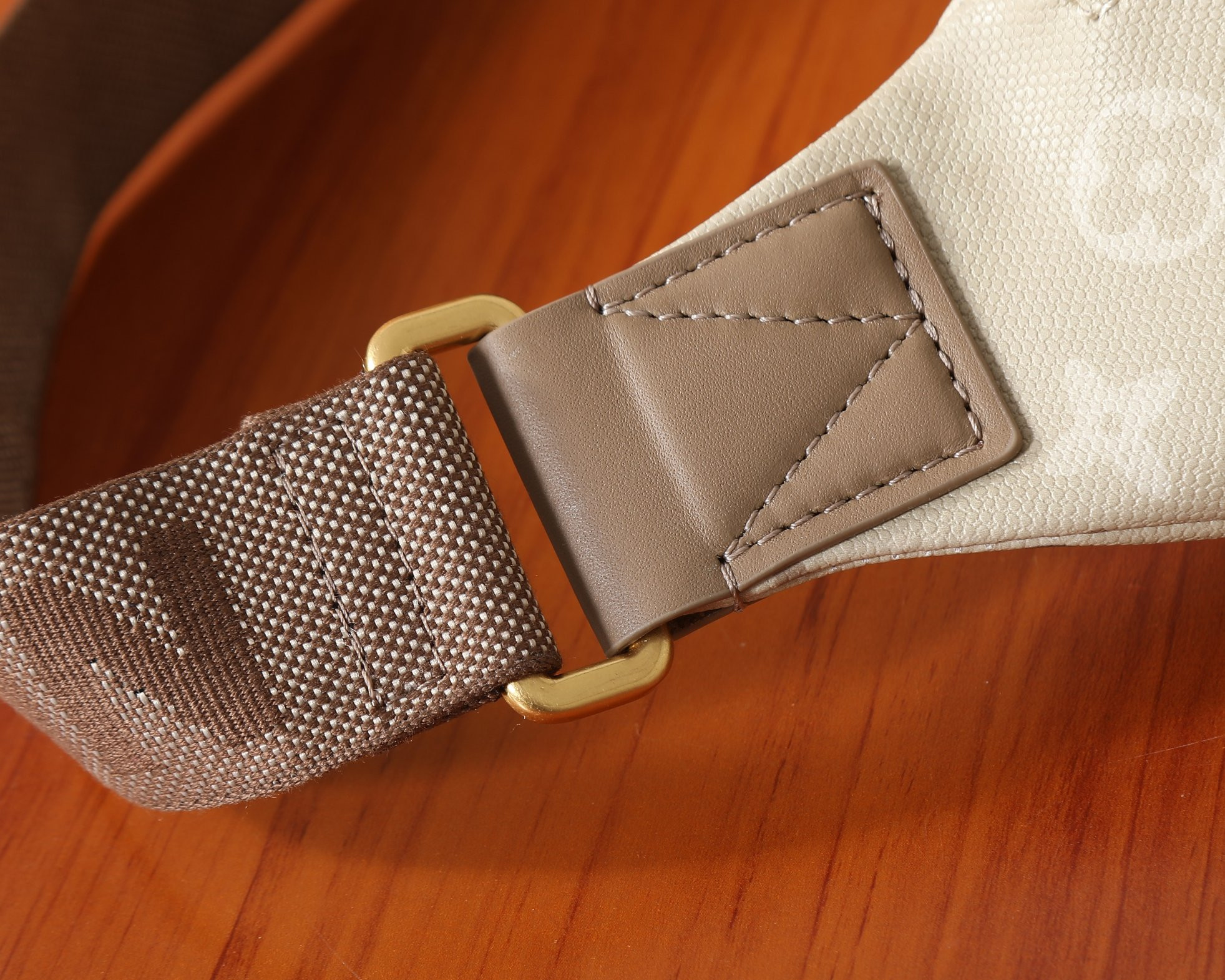 LV RUSH Waist Bag M29274 30x15x8cm