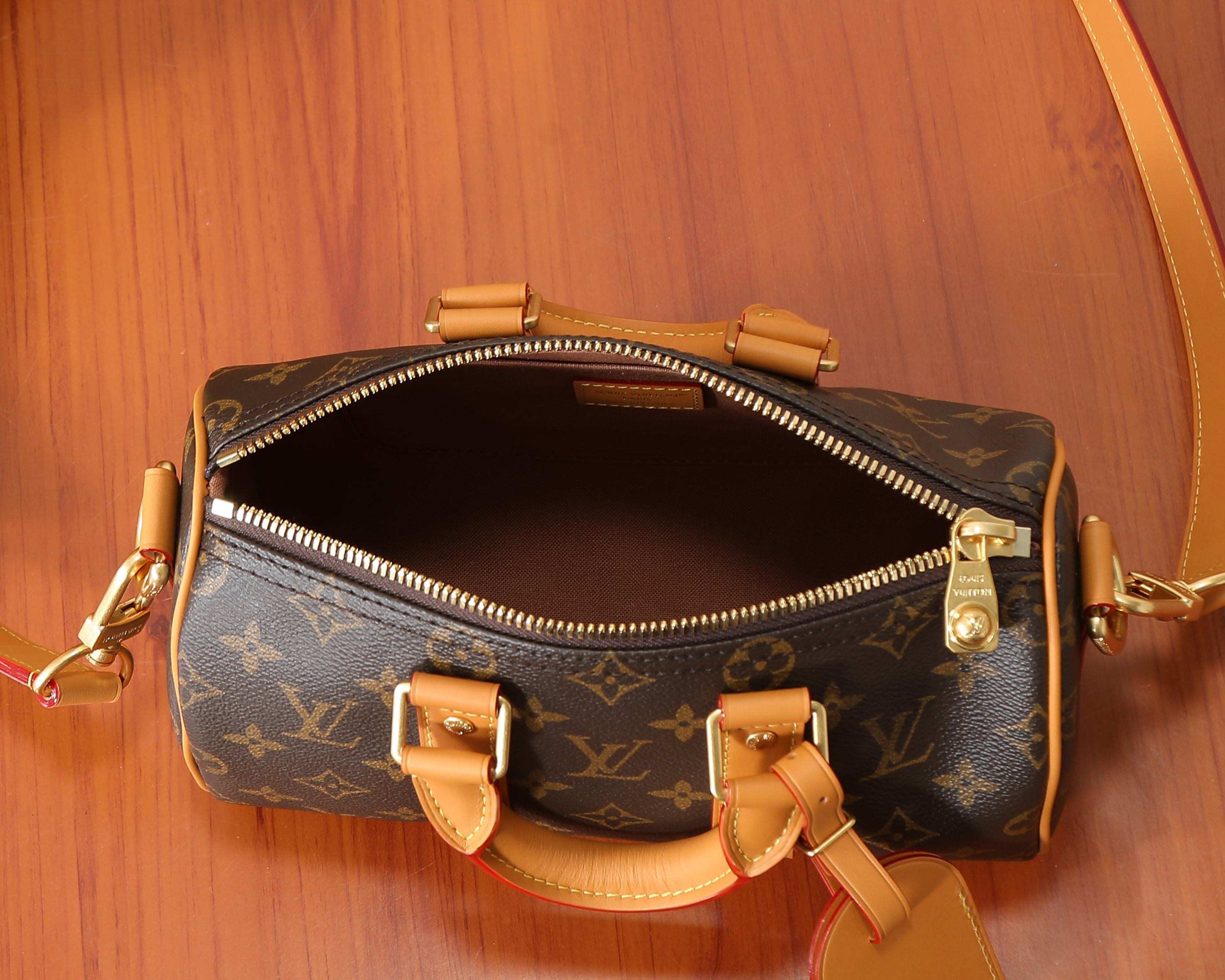 LV KEEPALL BANDOULIÈRE 25 Handbag M28957 25x15x11cm