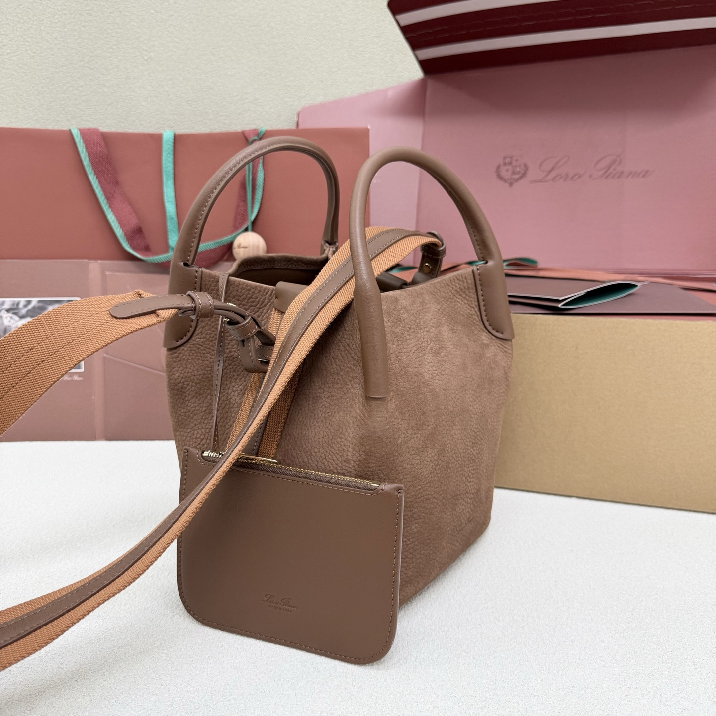 L**o p*ana small bale bag 17x20x17cm