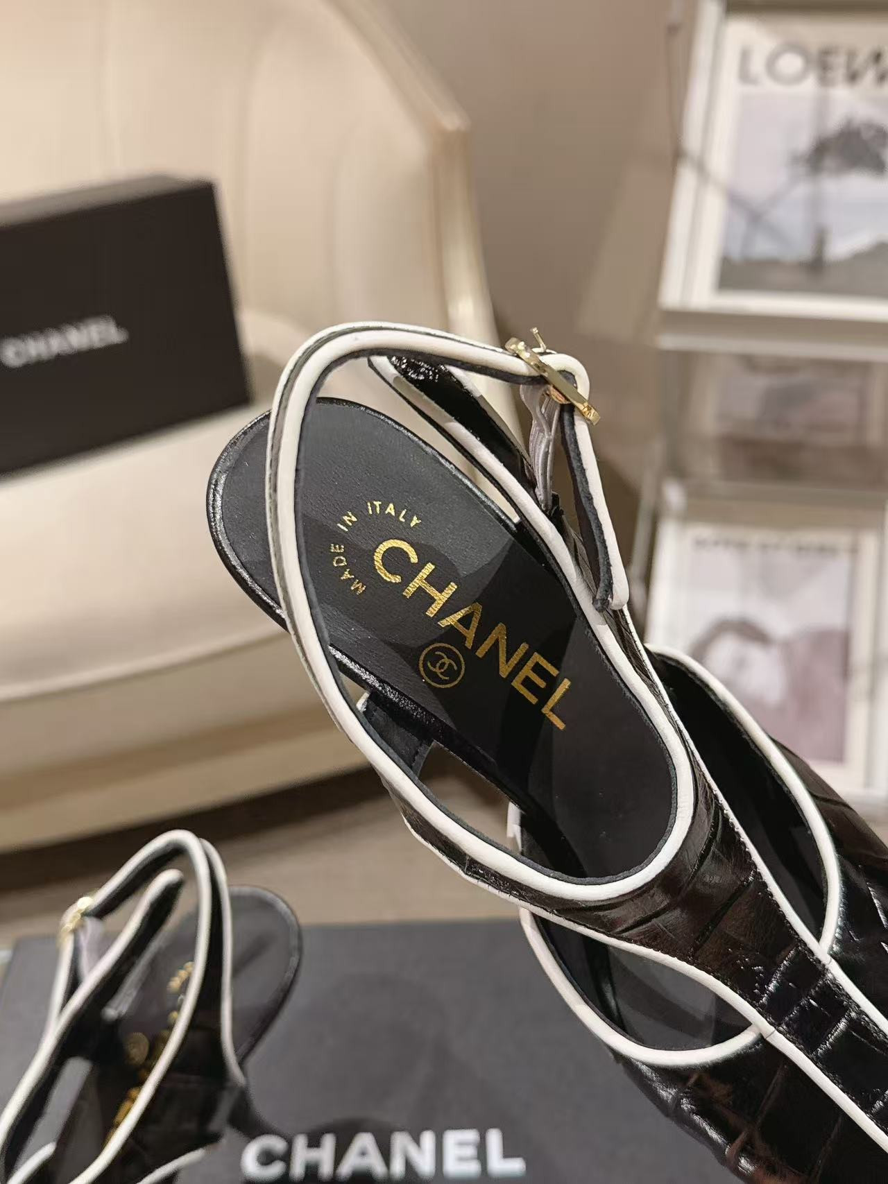 ua Ch*el slingbacks 8.5cm heel