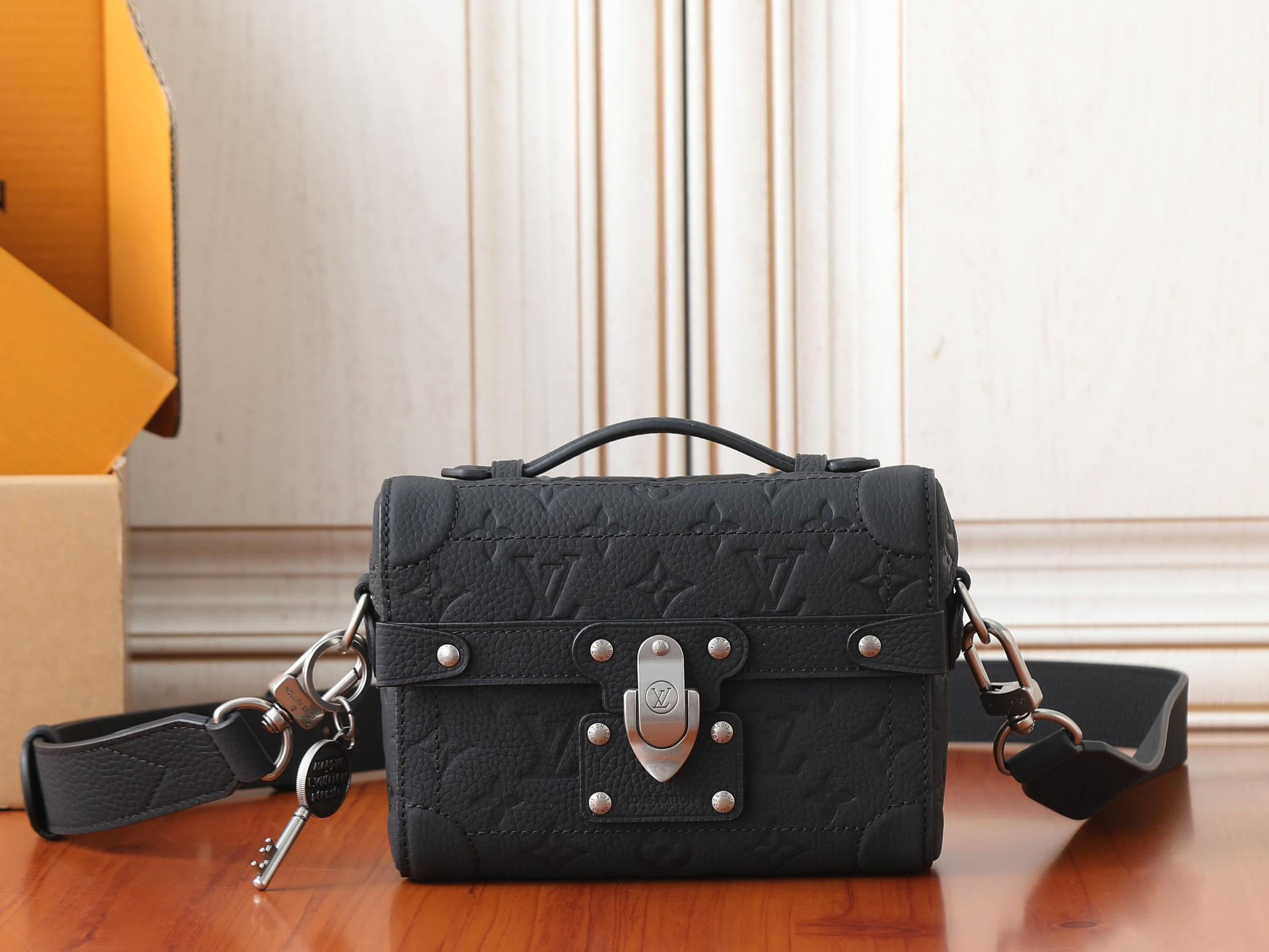 LV Soul Trunk M13871 19x15x7cm