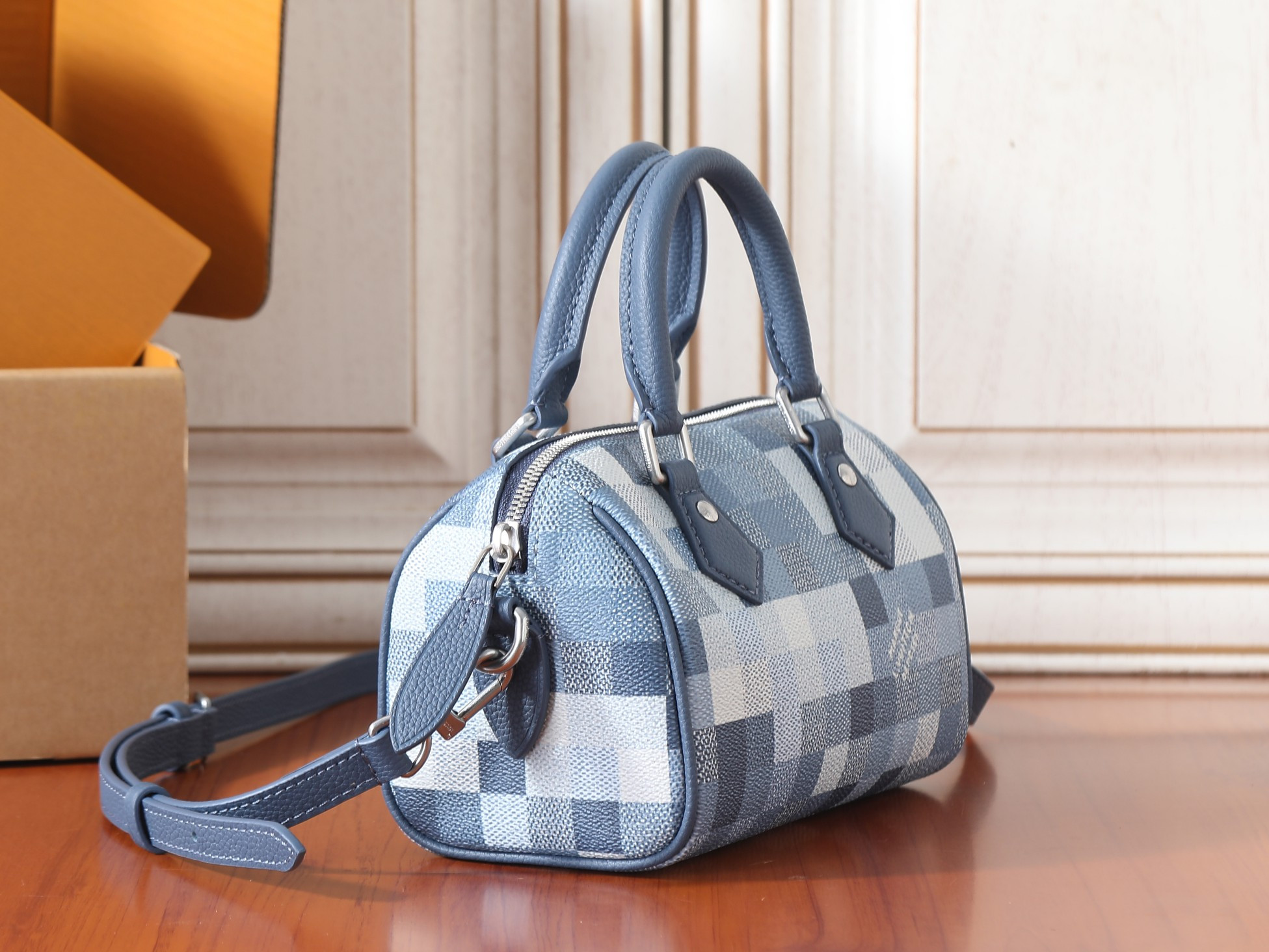 LV Speedy 18 Shoulder Bag M29050 18x12x10cm