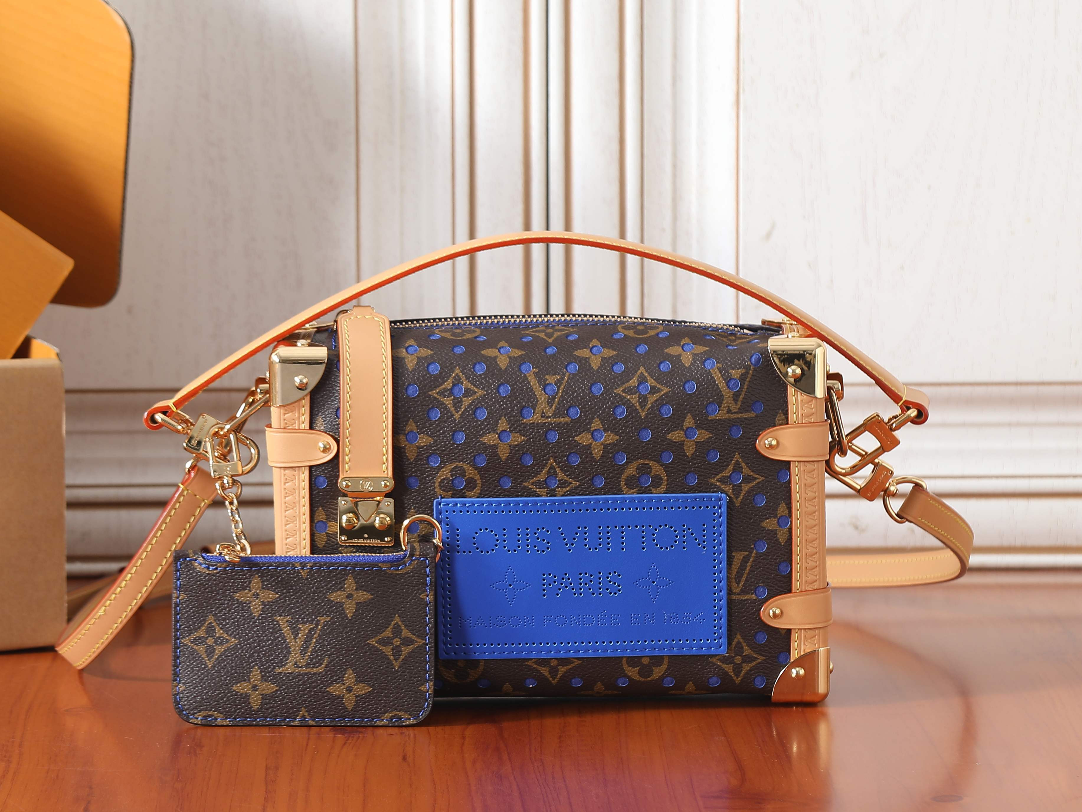 LV Side Trunk MM M28490 23.5x16x8.5cm