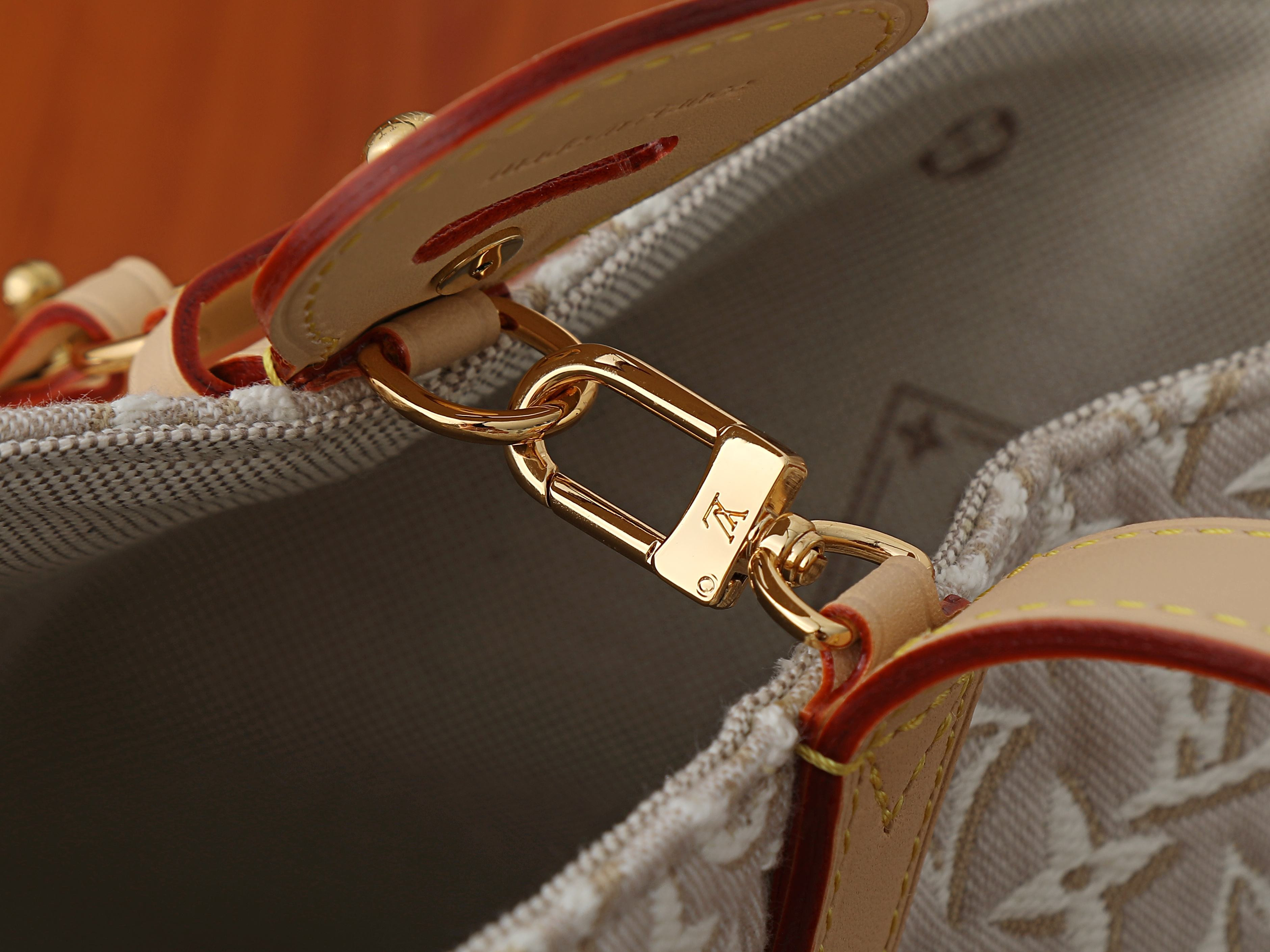 LV All in BB M2A377 16x18x12cm