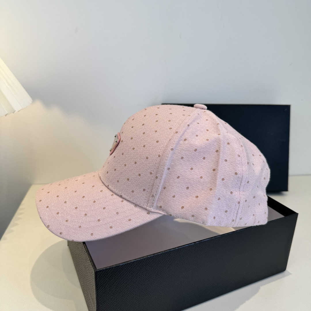 Pra*a baseball cap