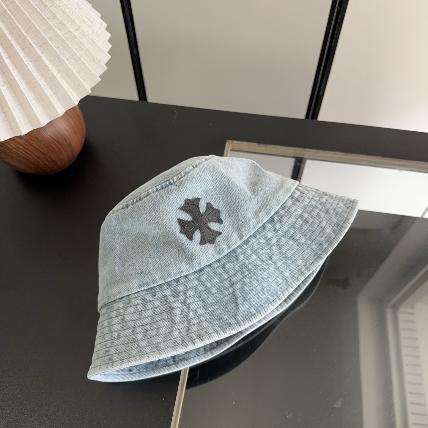 Ch**me He**ts bucket hat