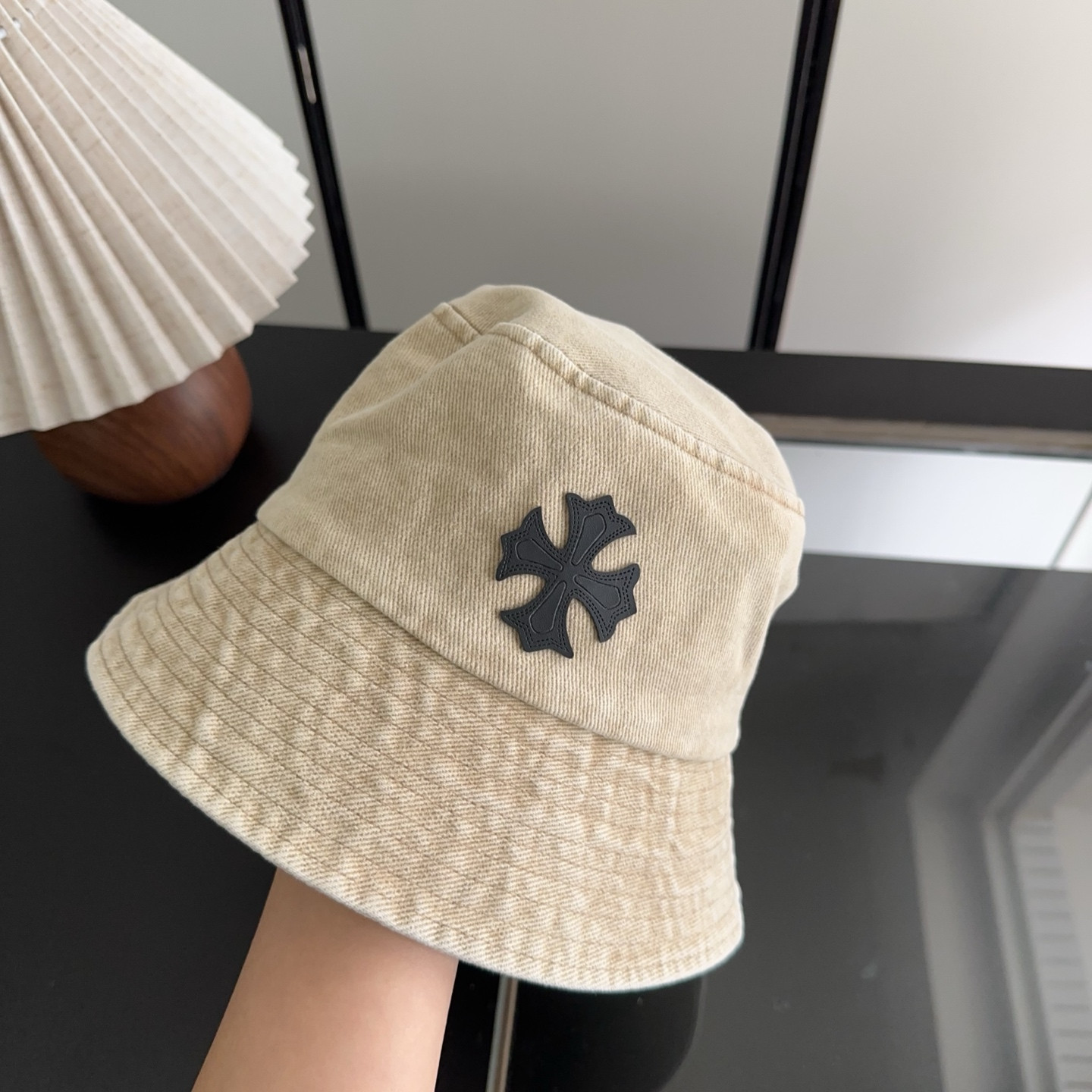 Ch**me He**ts bucket hat