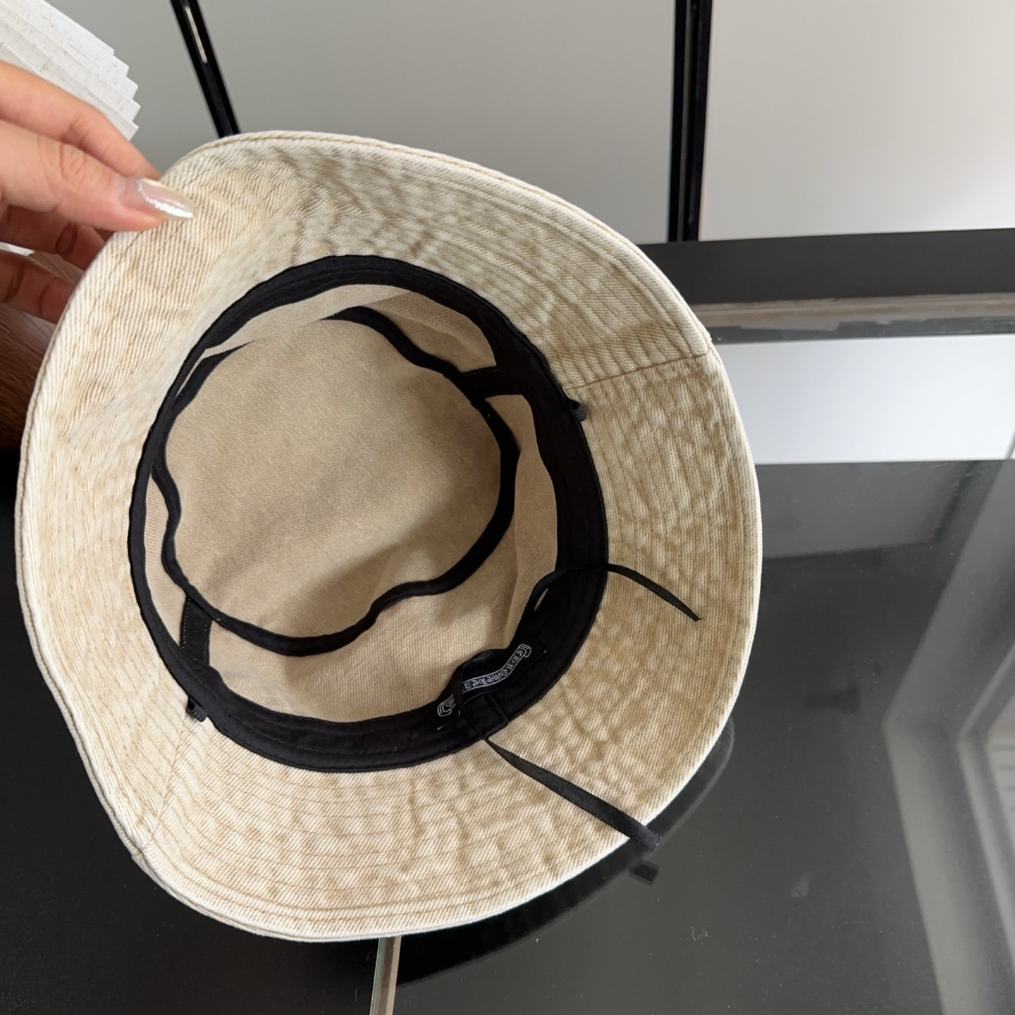 Ch**me He**ts bucket hat
