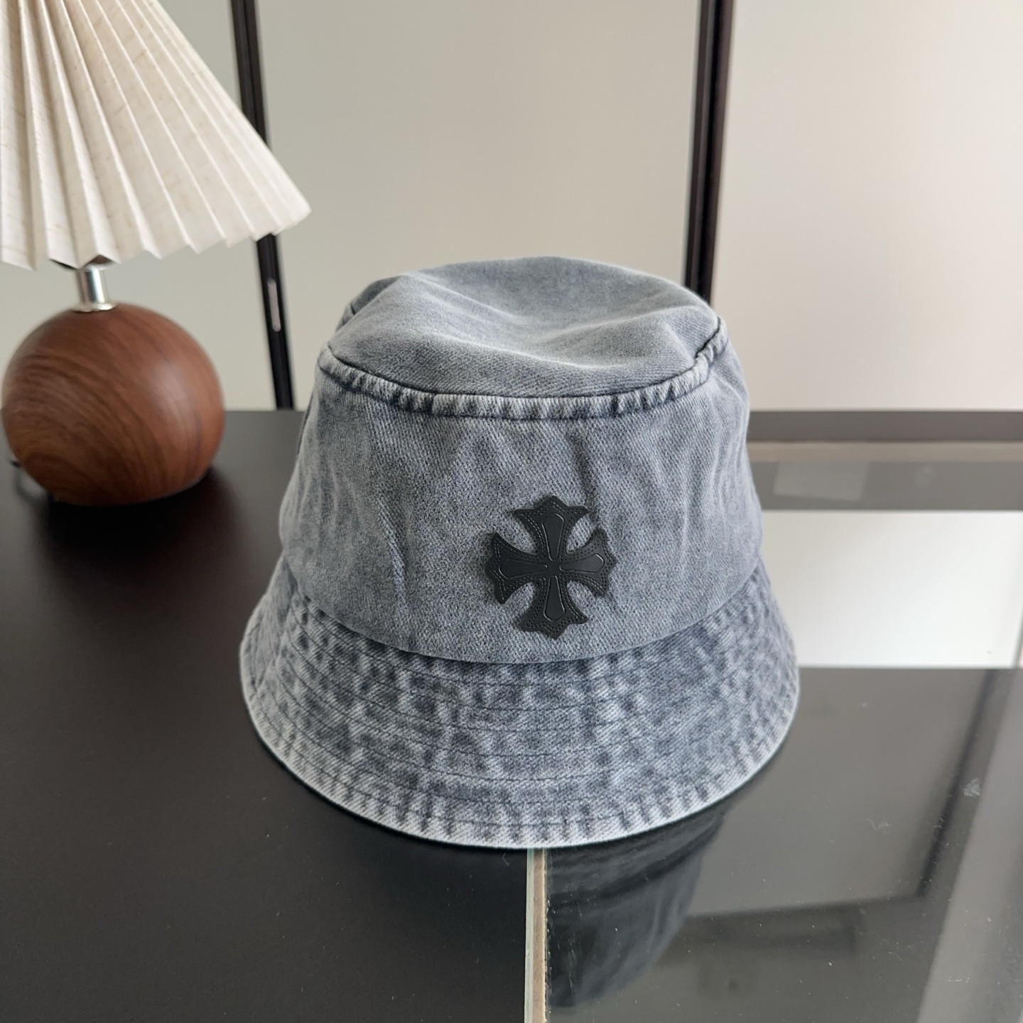 Ch**me He**ts bucket hat