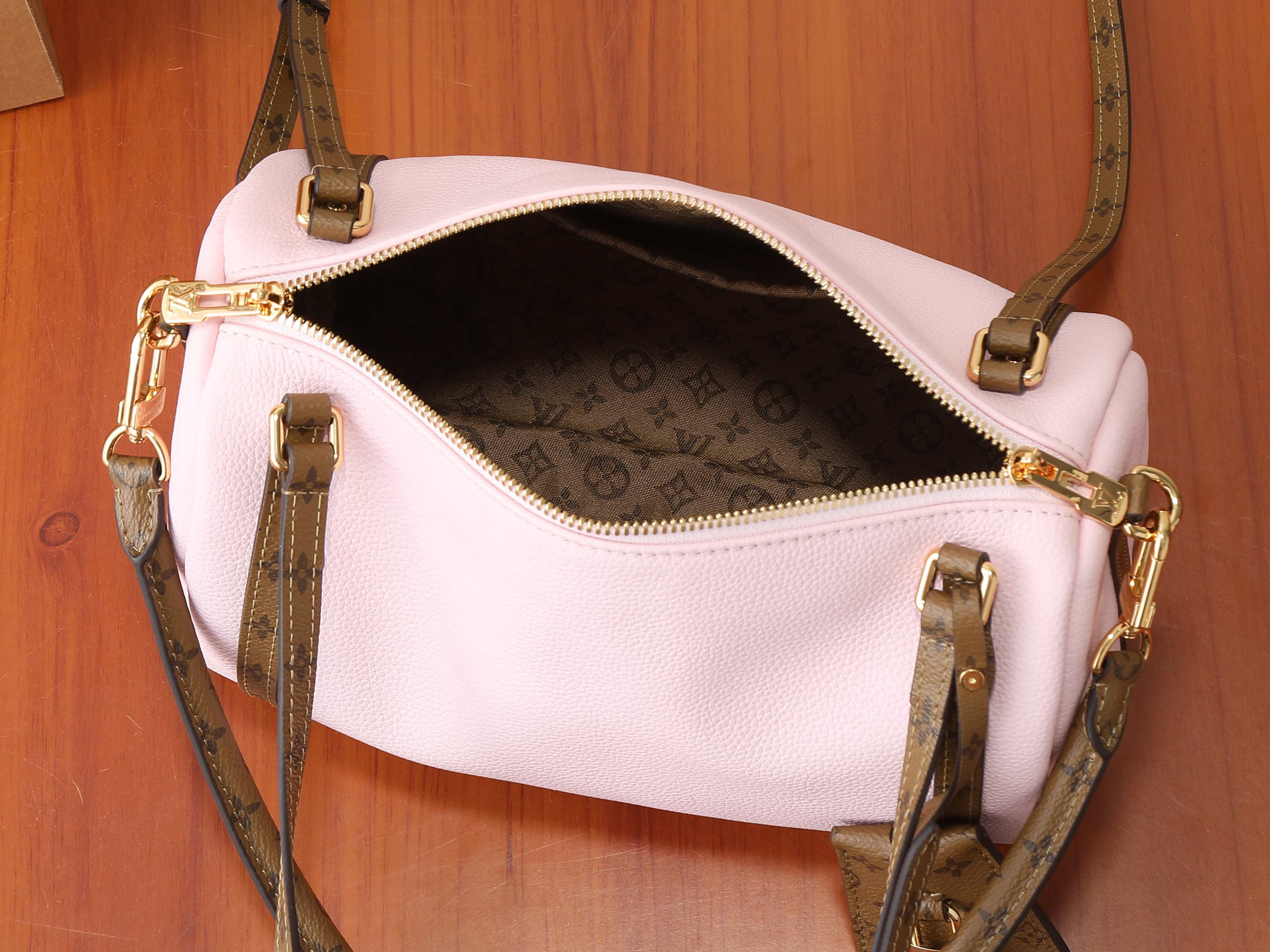 LV Express PM M29847 26x17x13.5cm