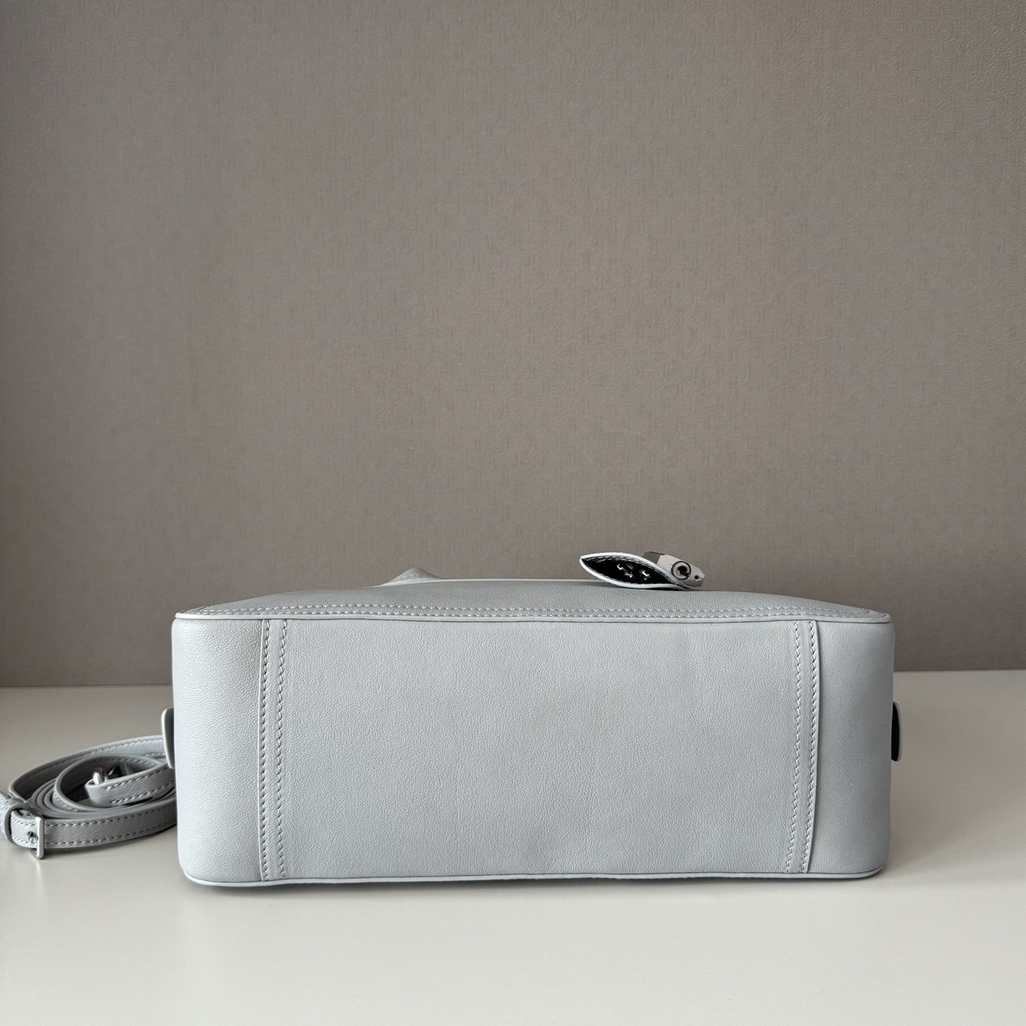 M1v M1v vivant nappa leather bag 17x28x9.5cm
