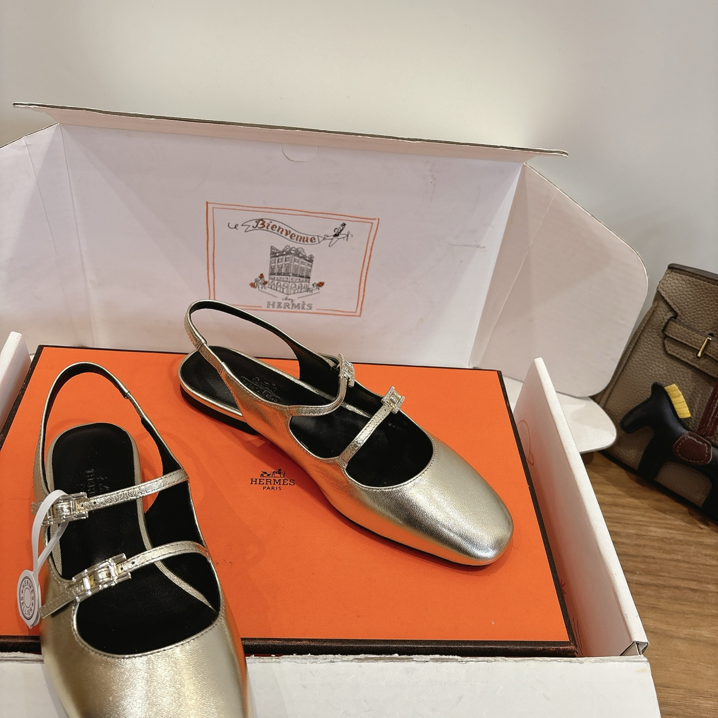 ua H**mes mila slingback