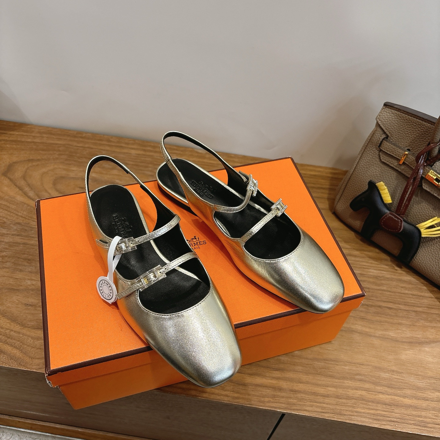 ua H**mes mila slingback