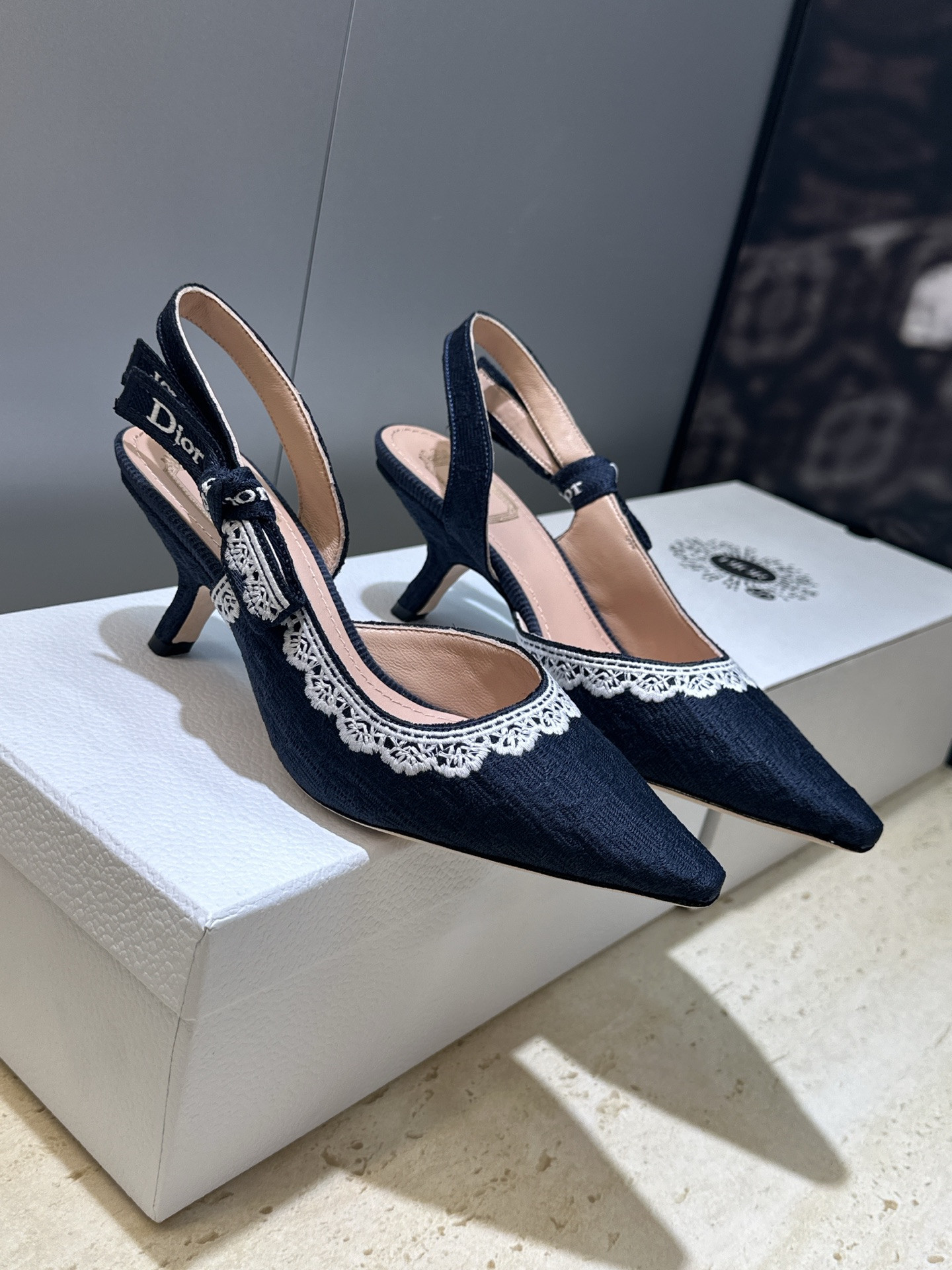 ua D*or j'aD*or slingback 6.5cm heels