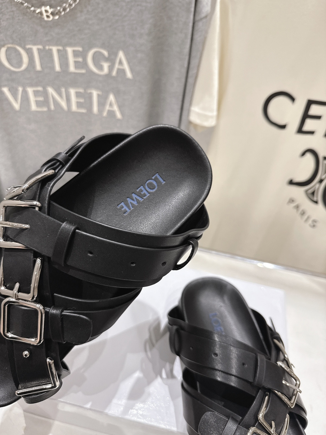ua L0ew* type fussbett sandal