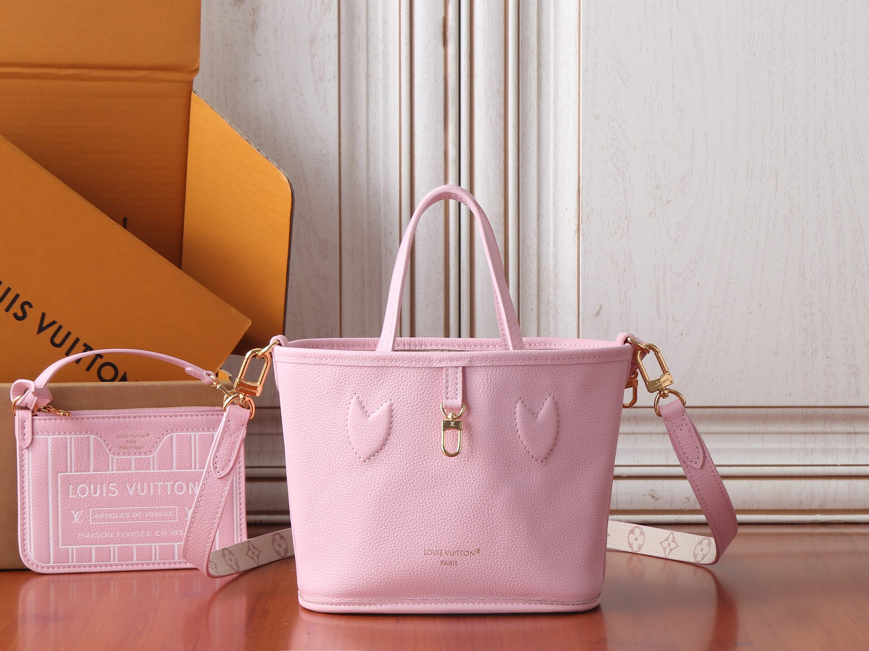 LV Neverfull Inside Out BB M2A466 26.5x16.5x11cm