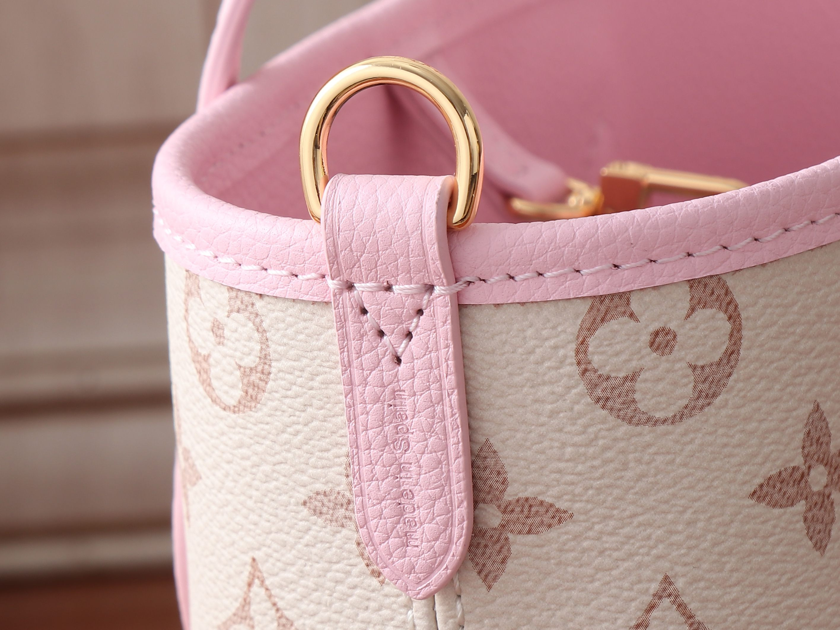 LV Neverfull Inside Out BB M2A466 26.5x16.5x11cm