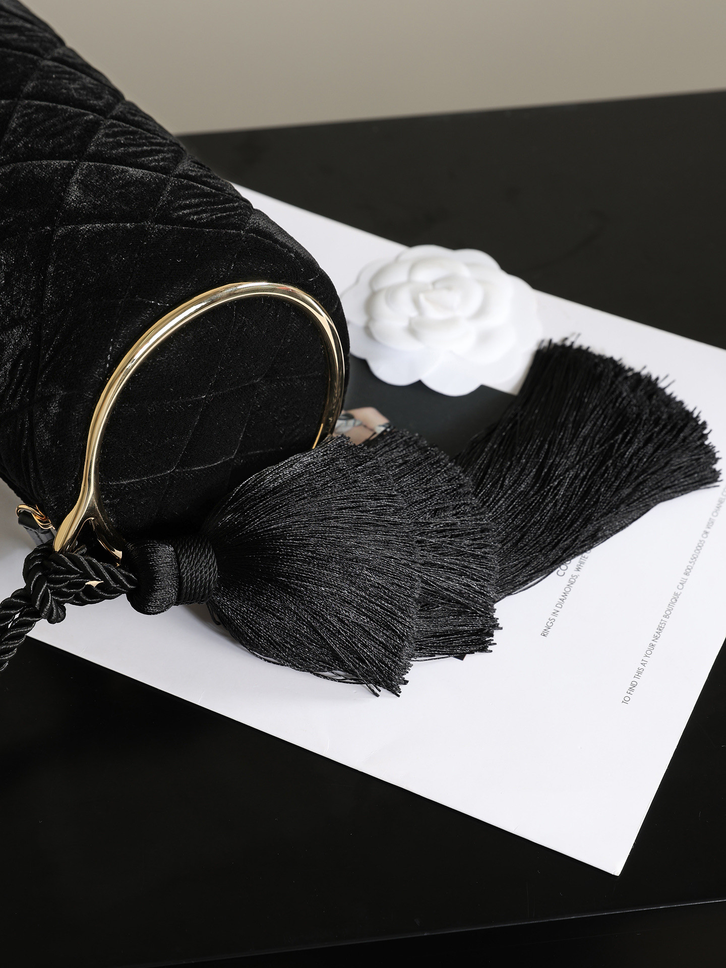 Ch*el clutch with strap ap5310 12x23x12cm