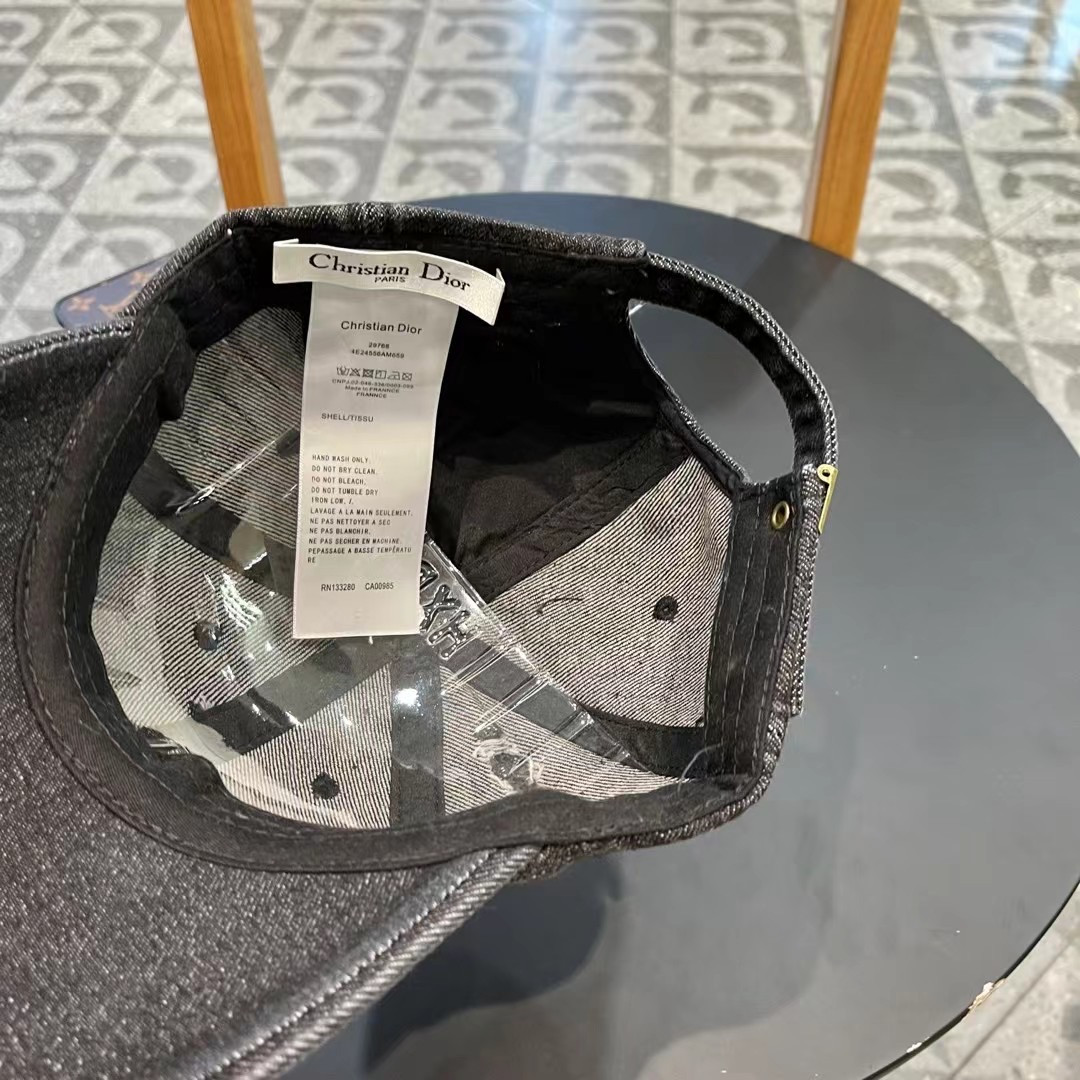 D*or baseball cap 57cm head circumference