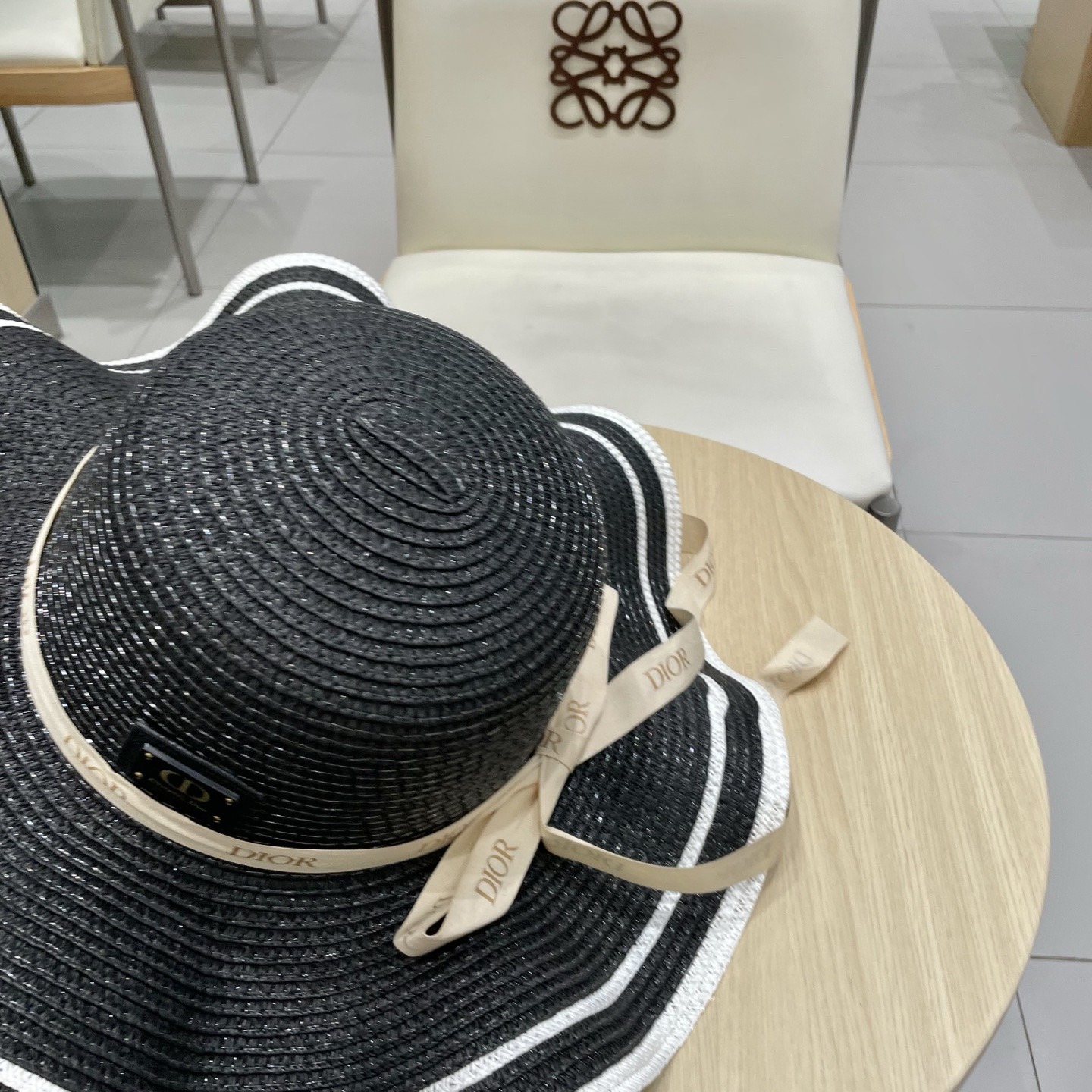 D*or straw hat 57cm head circumference