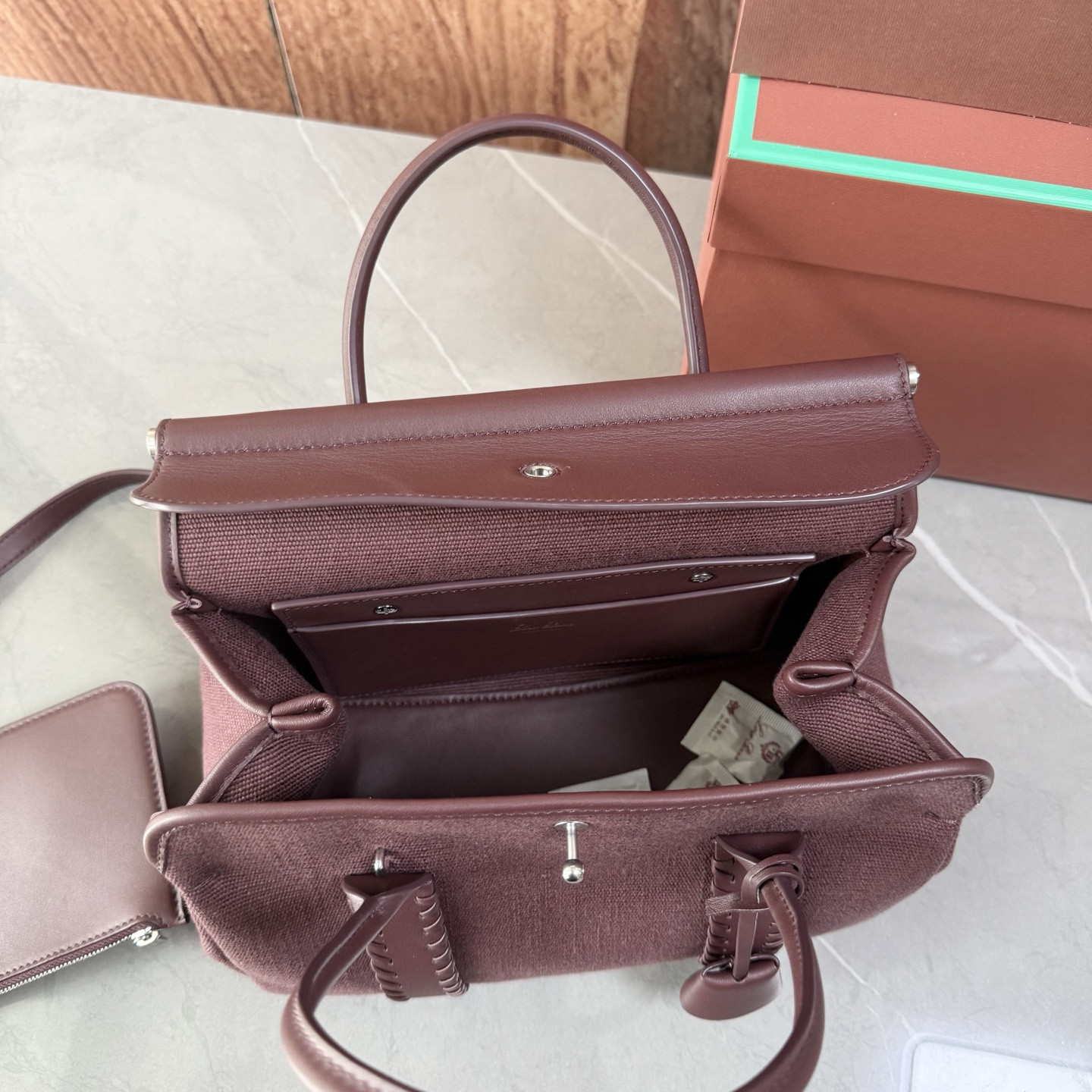 L**o p*ana loom l25 25x18x12.5cm