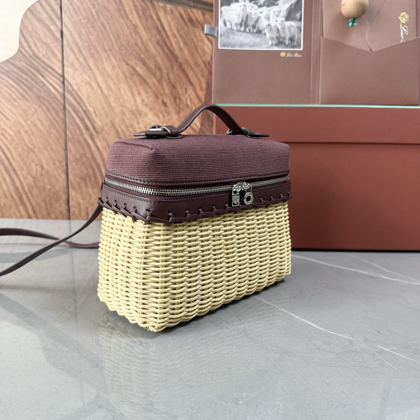 l**o p*ana extra pocket l19 N0*H-south wicker 17.5x21x10cm