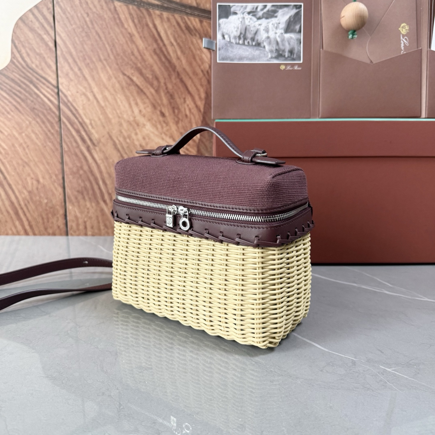 l**o p*ana extra pocket l19 N0*H-south wicker 17.5x21x10cm