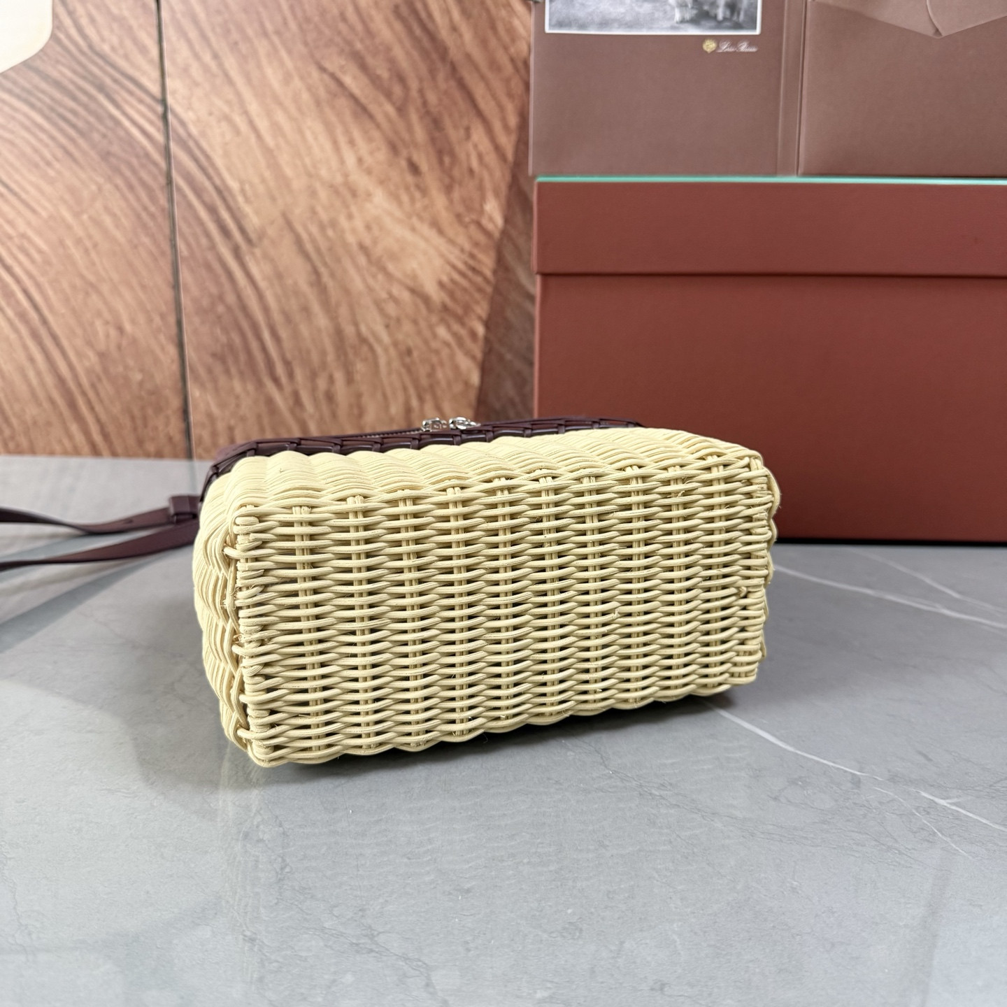 l**o p*ana extra pocket l19 N0*H-south wicker 17.5x21x10cm