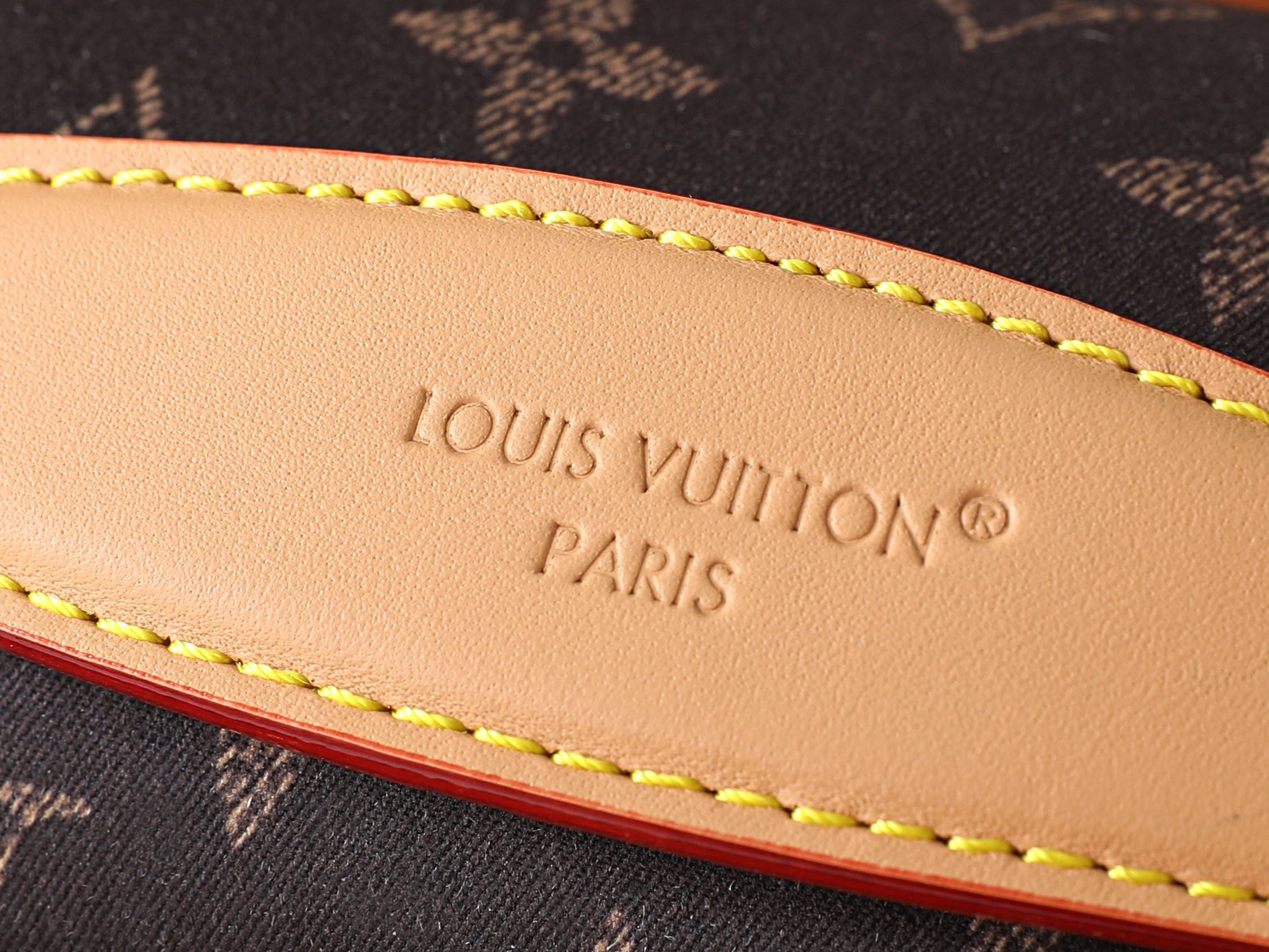 lv rush bumbag l0*is V*t0n silk tech m2a452 30x15x8cm