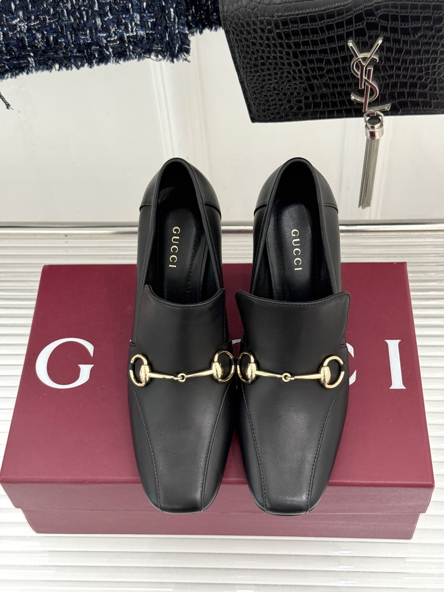 ua G*u*i loafers
