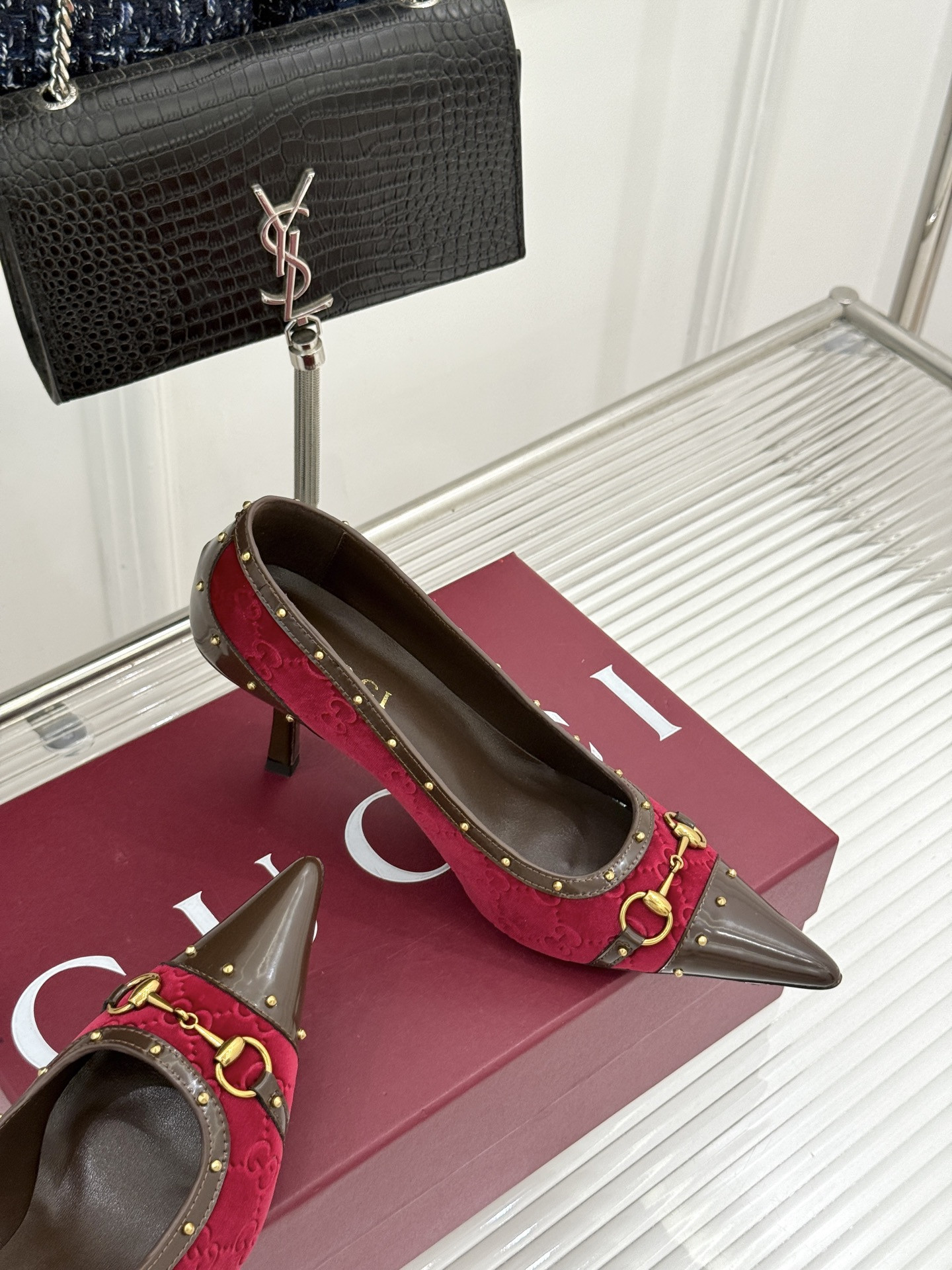 ua G*u*i pump 7.5cm heel
