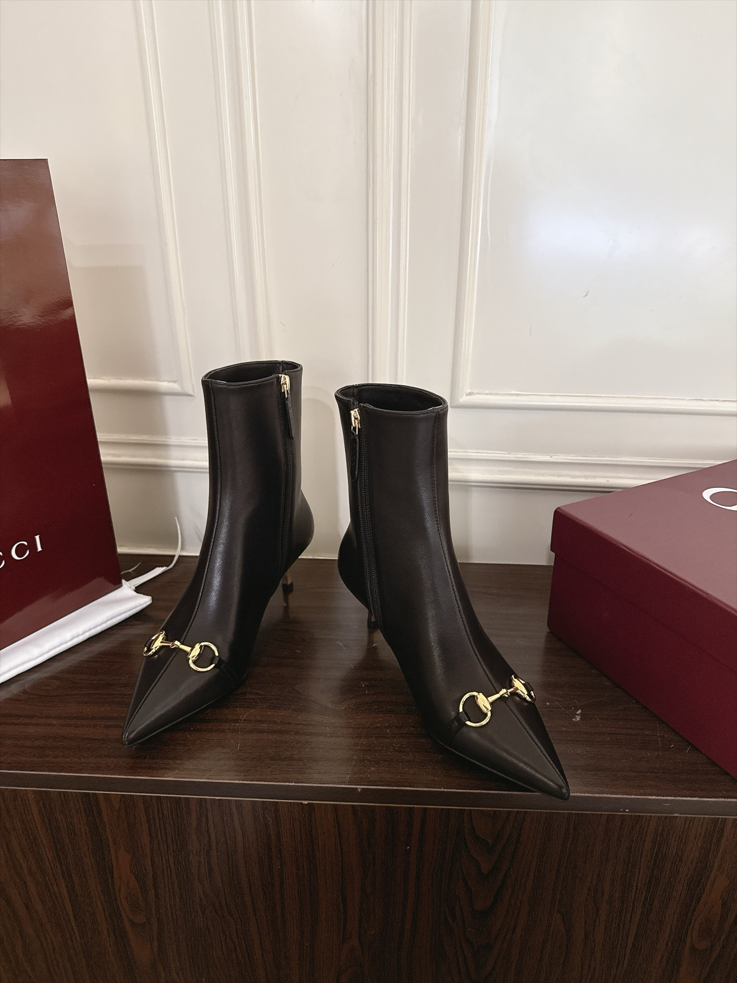 ua G*u*i vittoria bootie 5.5cm heel