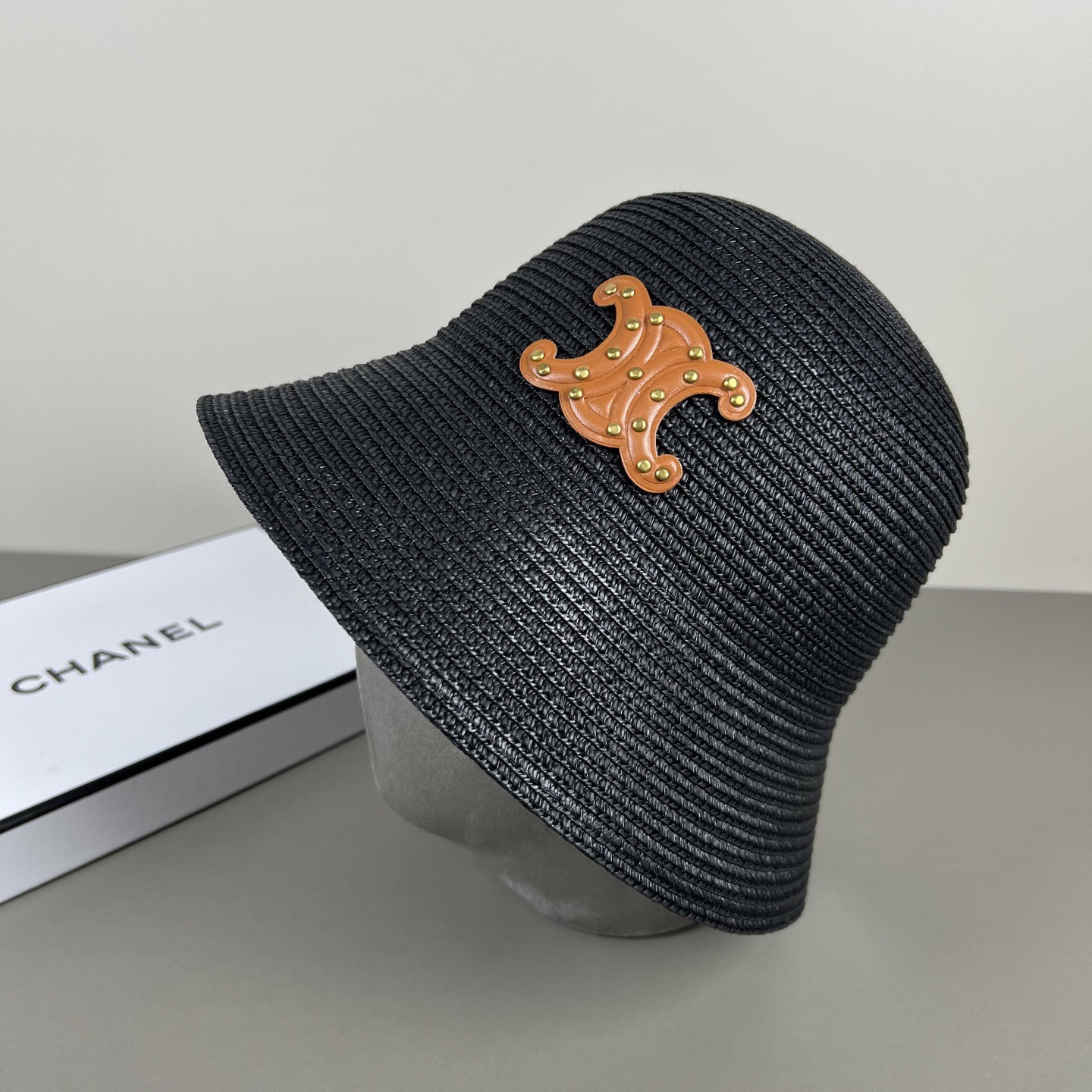 Ce**e straw hat