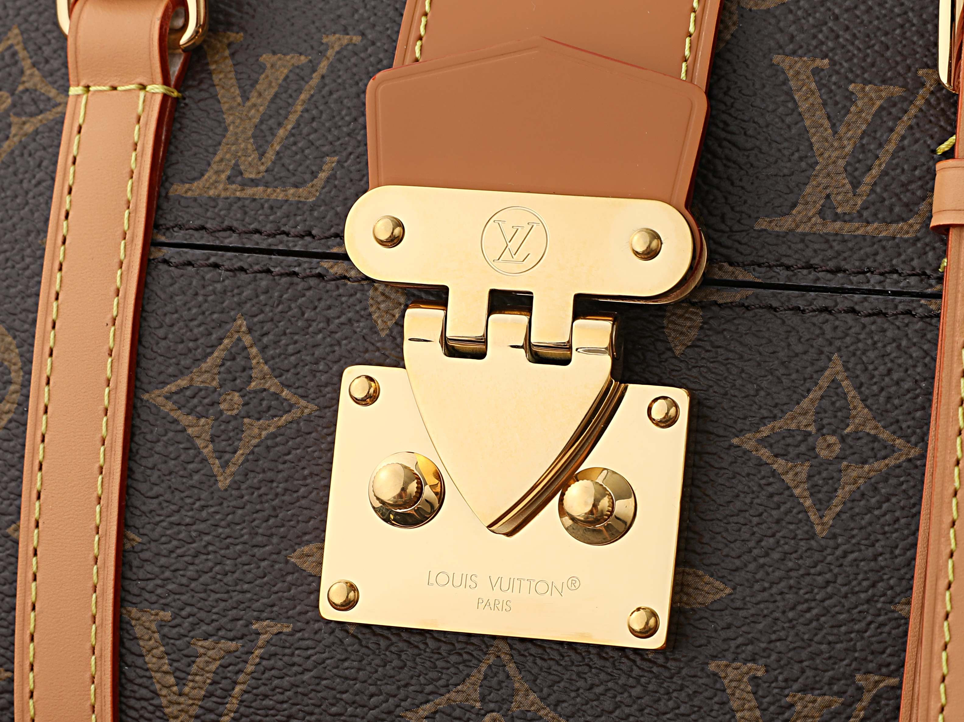 LV Malle De Jour M3A169 24x15x8cm