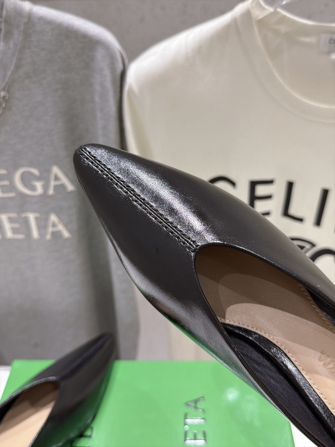 ua bo*te*ga Ve*ne*ta vesta mule pump 4cm heel