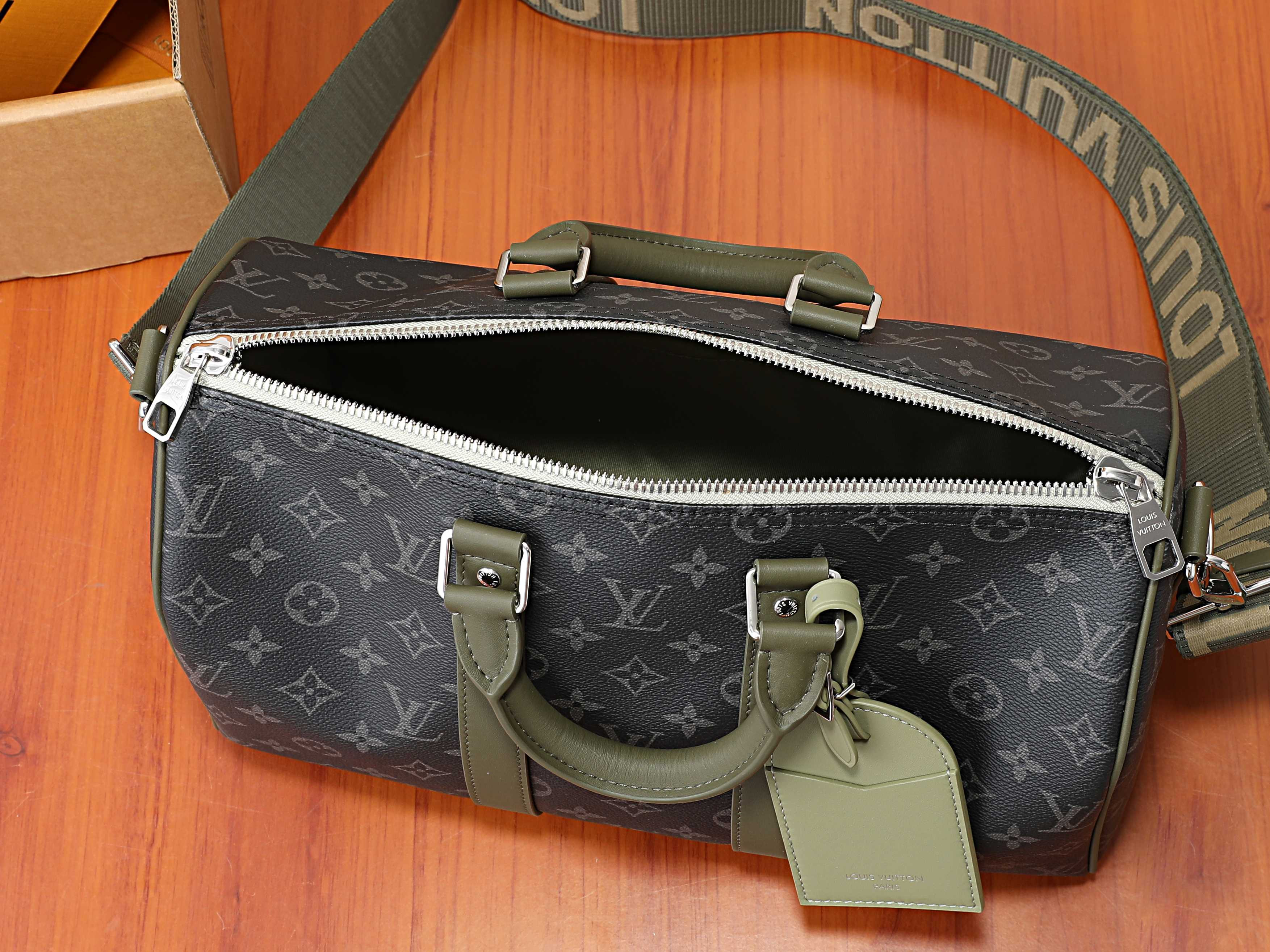 LV Keepall Shoulder Strap 35 M28639 34 x 21 x 16 cm