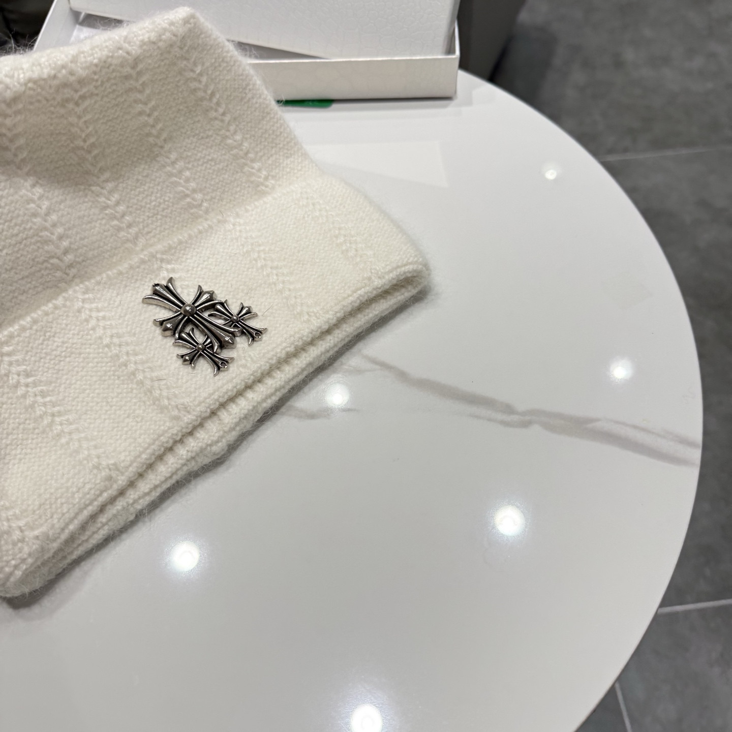 Ch**me He**ts beanie