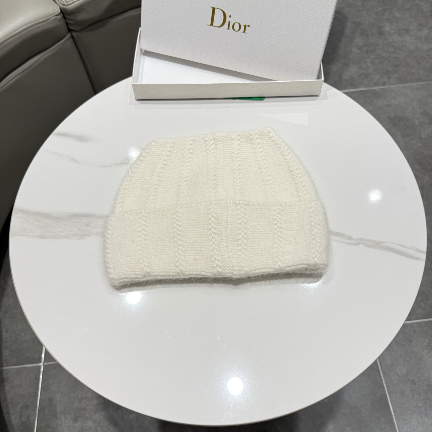 Ch**me He**ts beanie