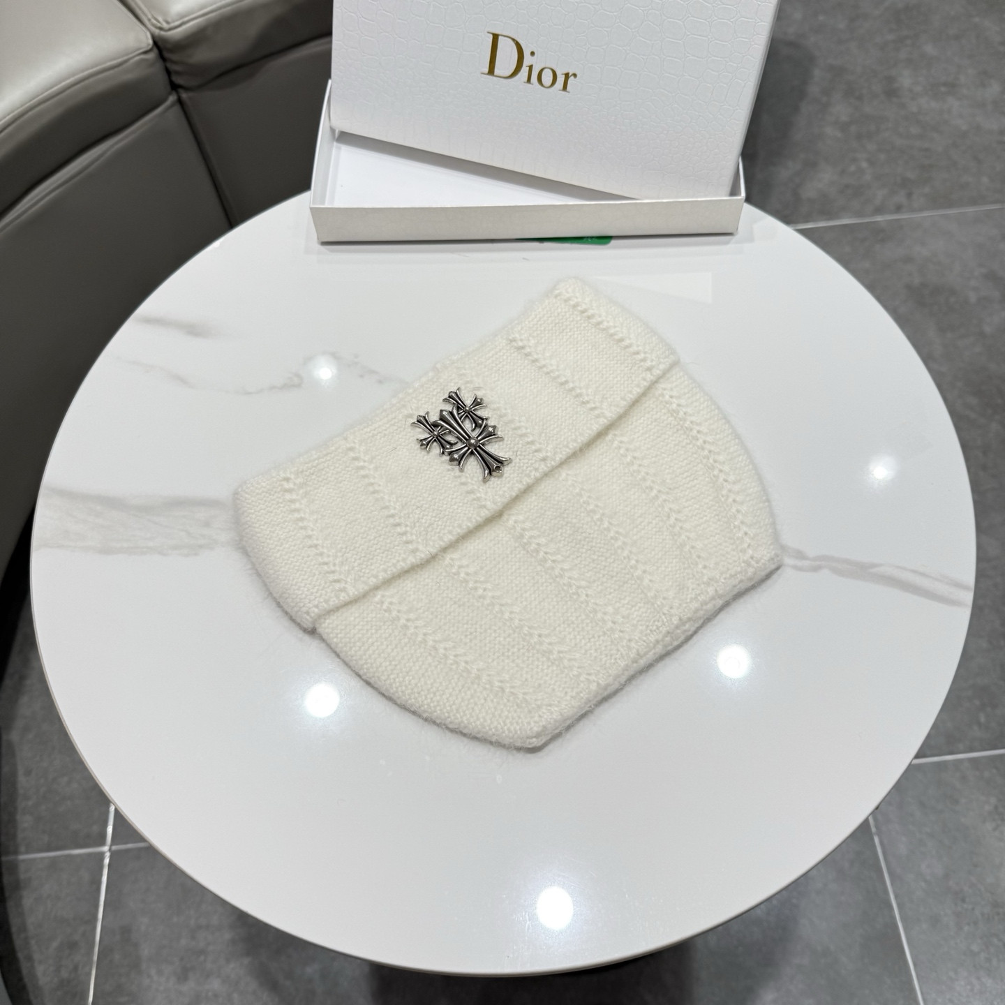 Ch**me He**ts beanie