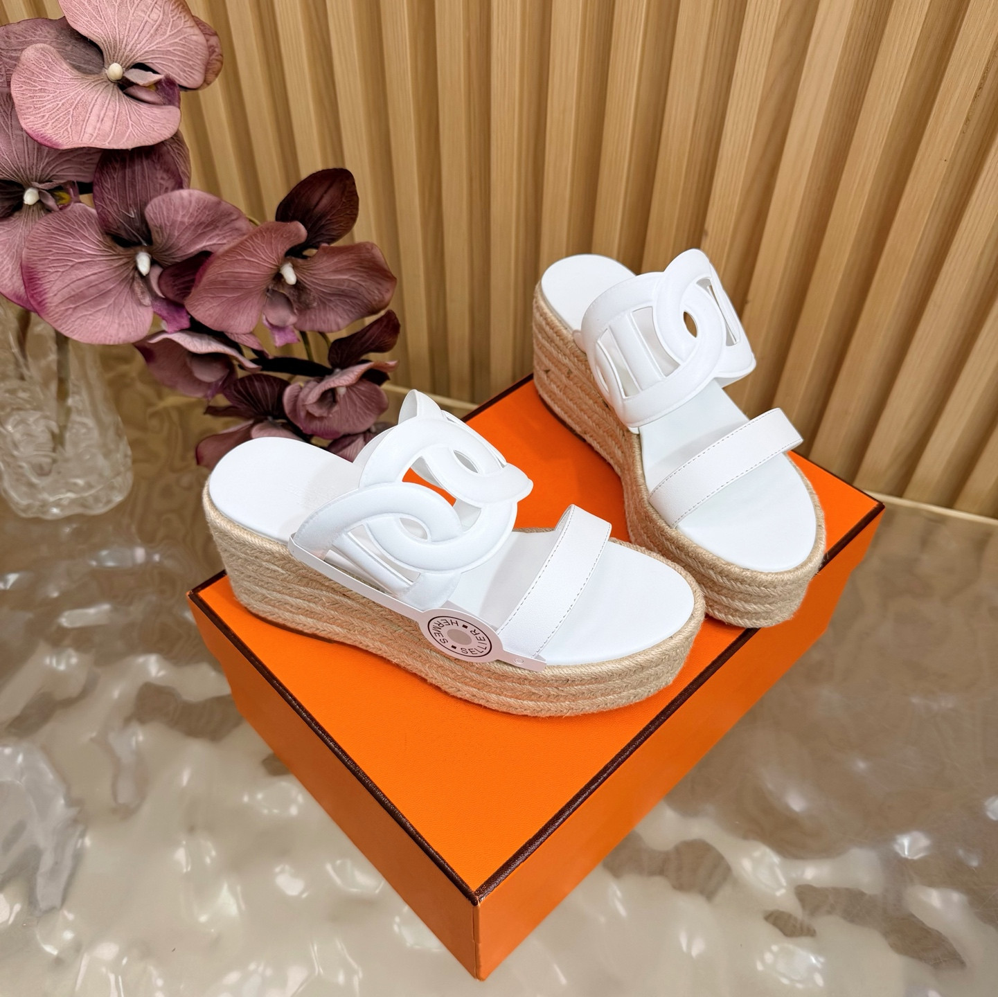 ua H**mes ithea espadrille